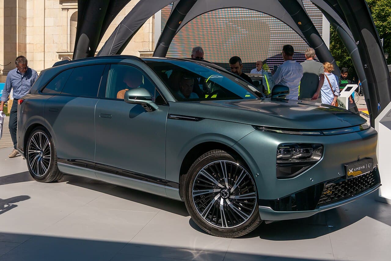 XPENG G9